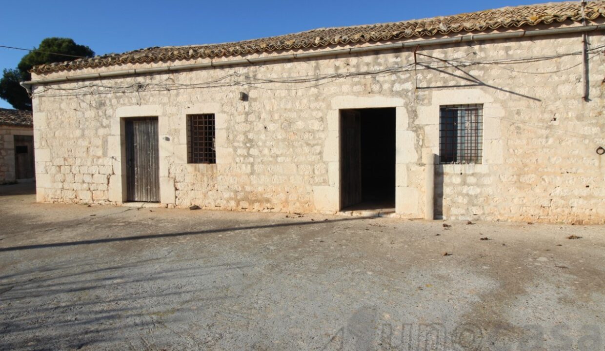 Foto immobile Rif. 3421 - Casale a Modica - immagine 21