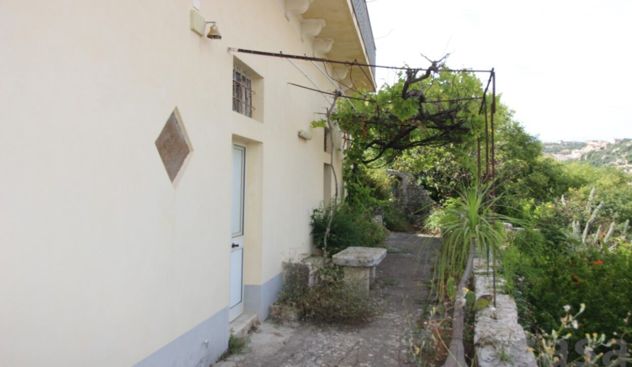 Foto immobile Rif. 3361 - Casa indipendente a Modica - immagine 3