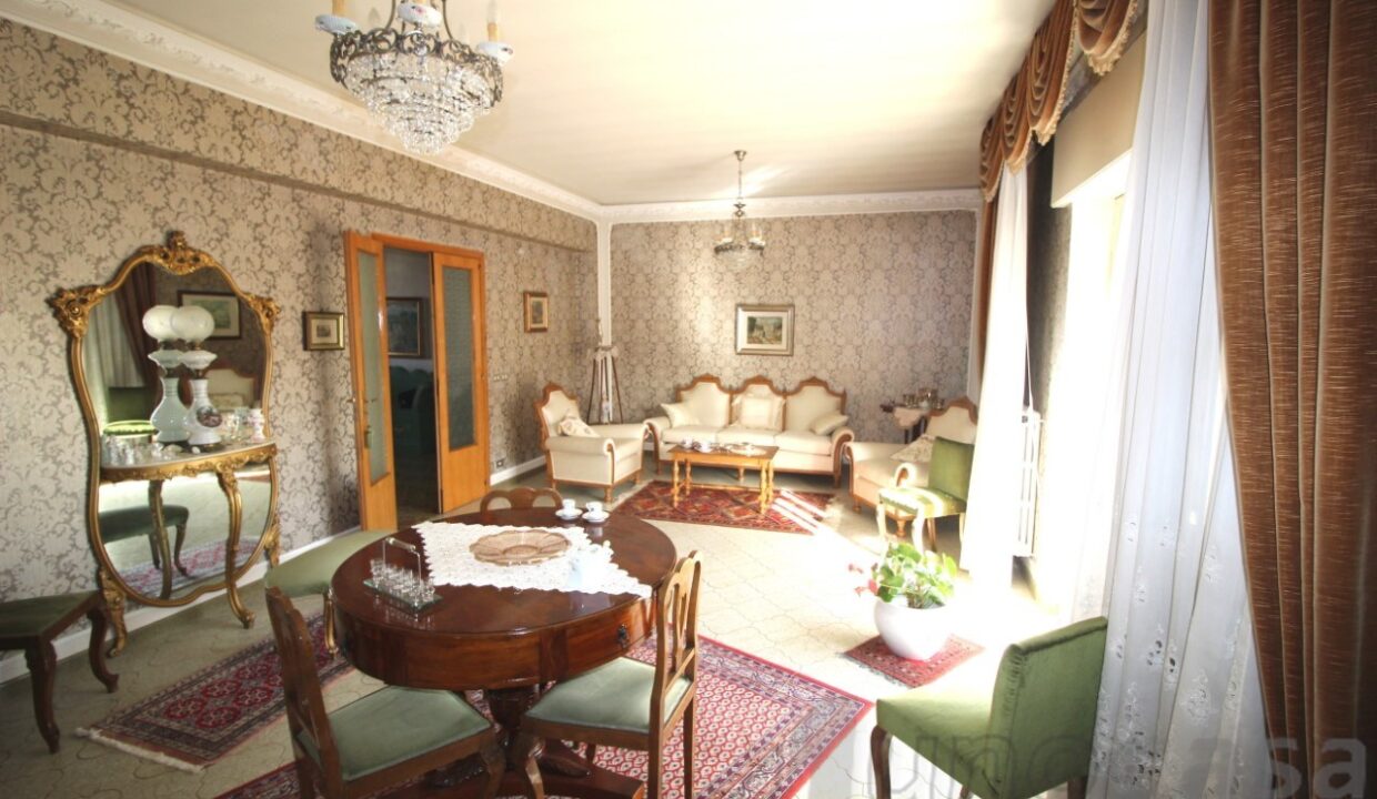 2a00bbec-4bed-4167-9665-83f6d359344b