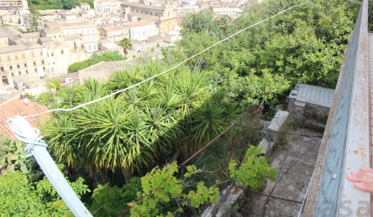 Foto immobile Rif. 3361 - Casa indipendente a Modica - immagine 2