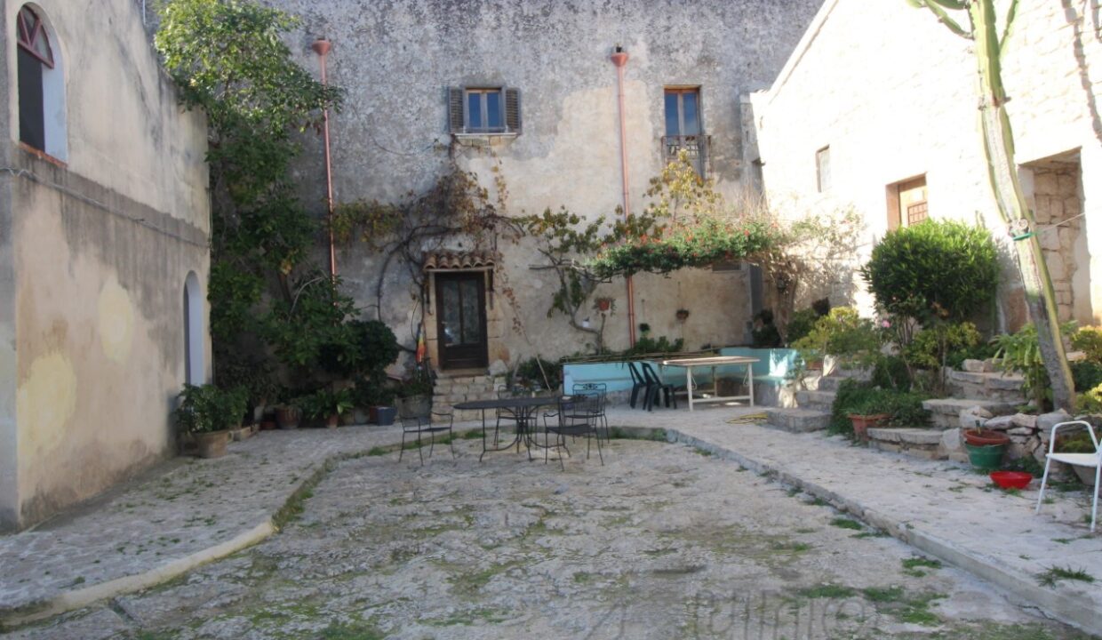 Foto immobile Rif. 3419 - Casale a Modica - immagine 12