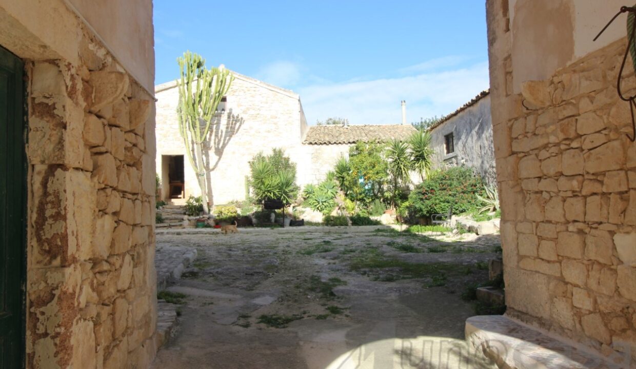 Foto immobile Rif. 3419 - Casale a Modica - immagine 5