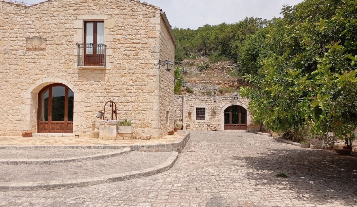Foto immobile Rif. 3405 - Casale a Modica - immagine 2