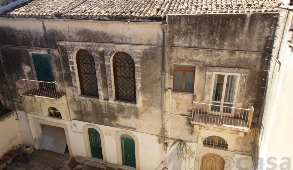 Foto immobile Rif. 3395 - Palazzo a Ispica - immagine 13
