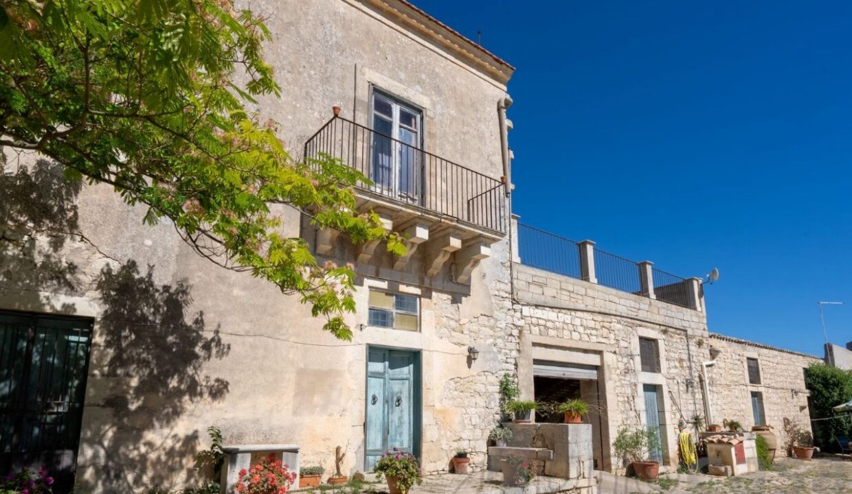Foto immobile Rif. 3500 - Casale a Modica - immagine 2