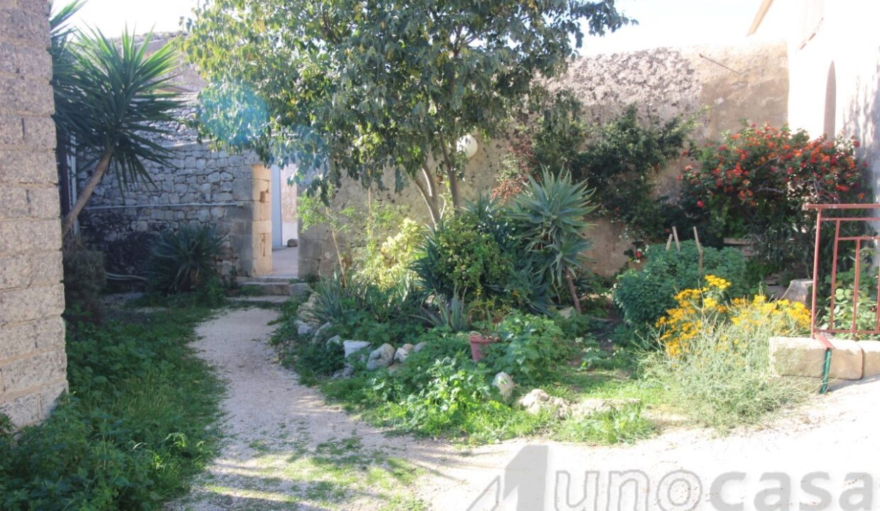 Foto immobile Rif. 3419 - Casale a Modica - immagine 11