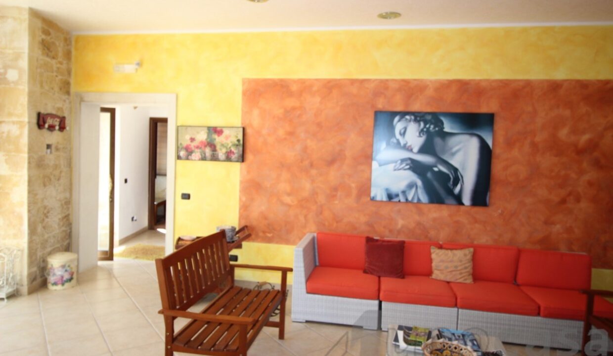 Foto immobile Rif. 3390 - Casa indipendente a Noto - immagine 2