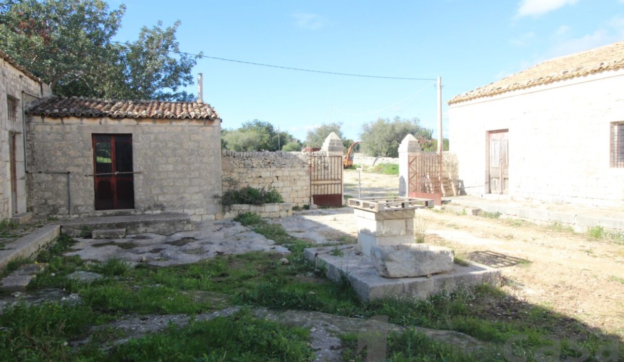 Foto immobile Rif. 3420 - Casale a Modica - immagine 10