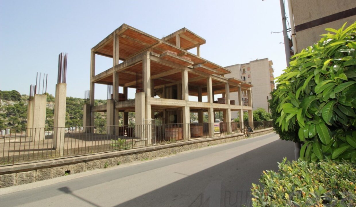 Foto immobile Rif. 3356 - Palazzo a Modica - immagine 2