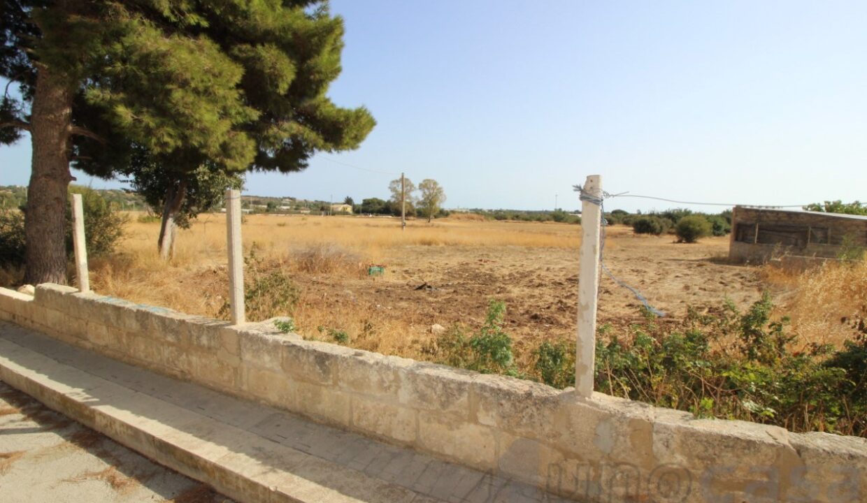 Foto immobile Rif. 3295 - Terreno a Santa Croce Camerina - immagine 3